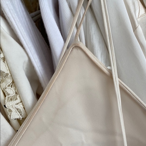 Deveaux Guinevere one shoulder satin dress - Picture 6 of 7